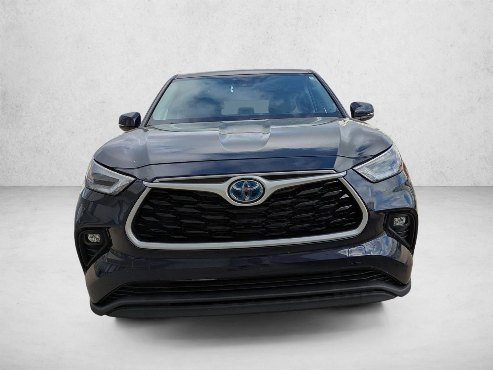 2023 Toyota Highlander Hybrid LE AWD (Natl)