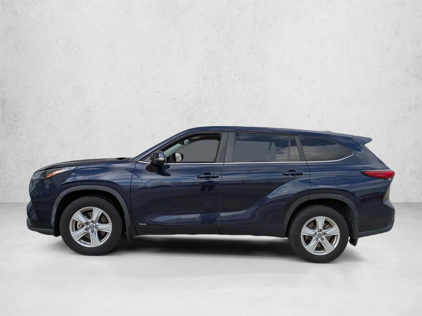 2023 Toyota Highlander Hybrid LE AWD (Natl)