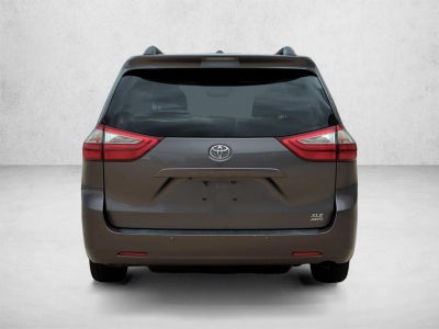 2015 Toyota Sienna 5dr 7-Pass Van XLE AWD (Natl)