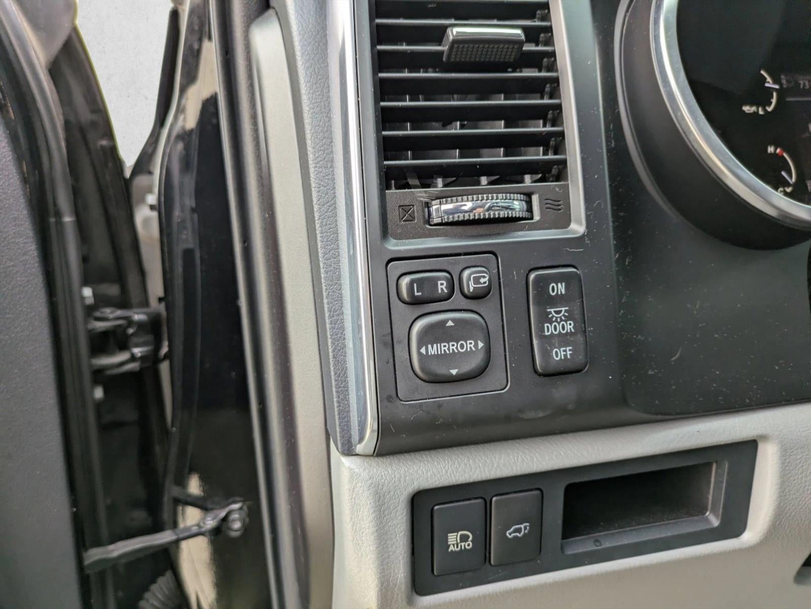 2019 Toyota Sequoia Platinum 4WD (Natl)