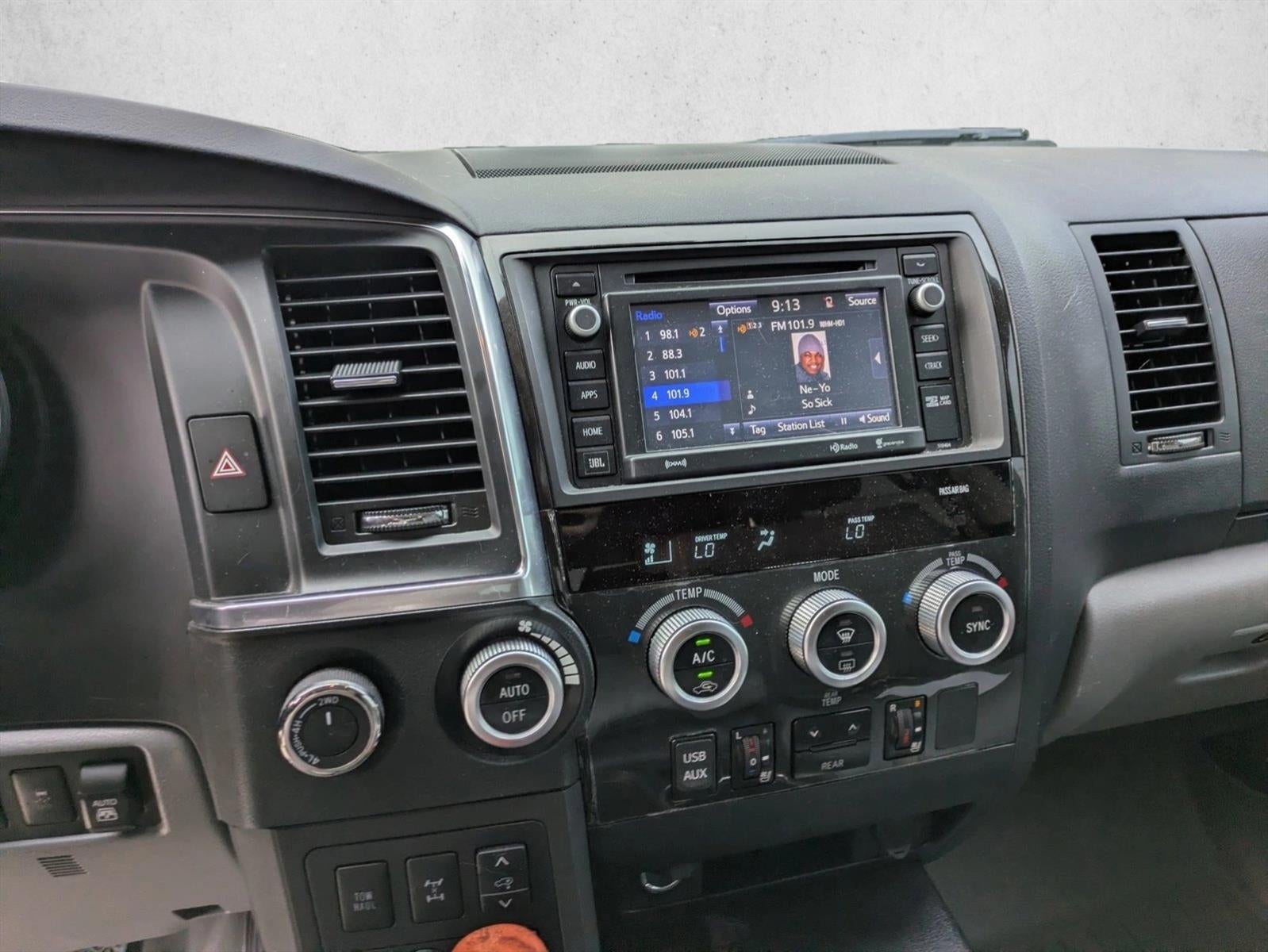 2019 Toyota Sequoia Platinum 4WD (Natl)