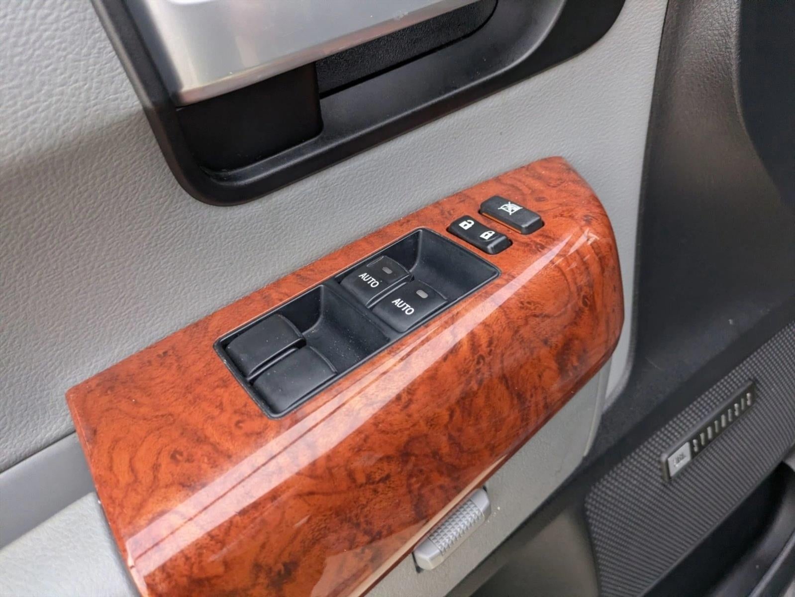 2019 Toyota Sequoia Platinum 4WD (Natl)