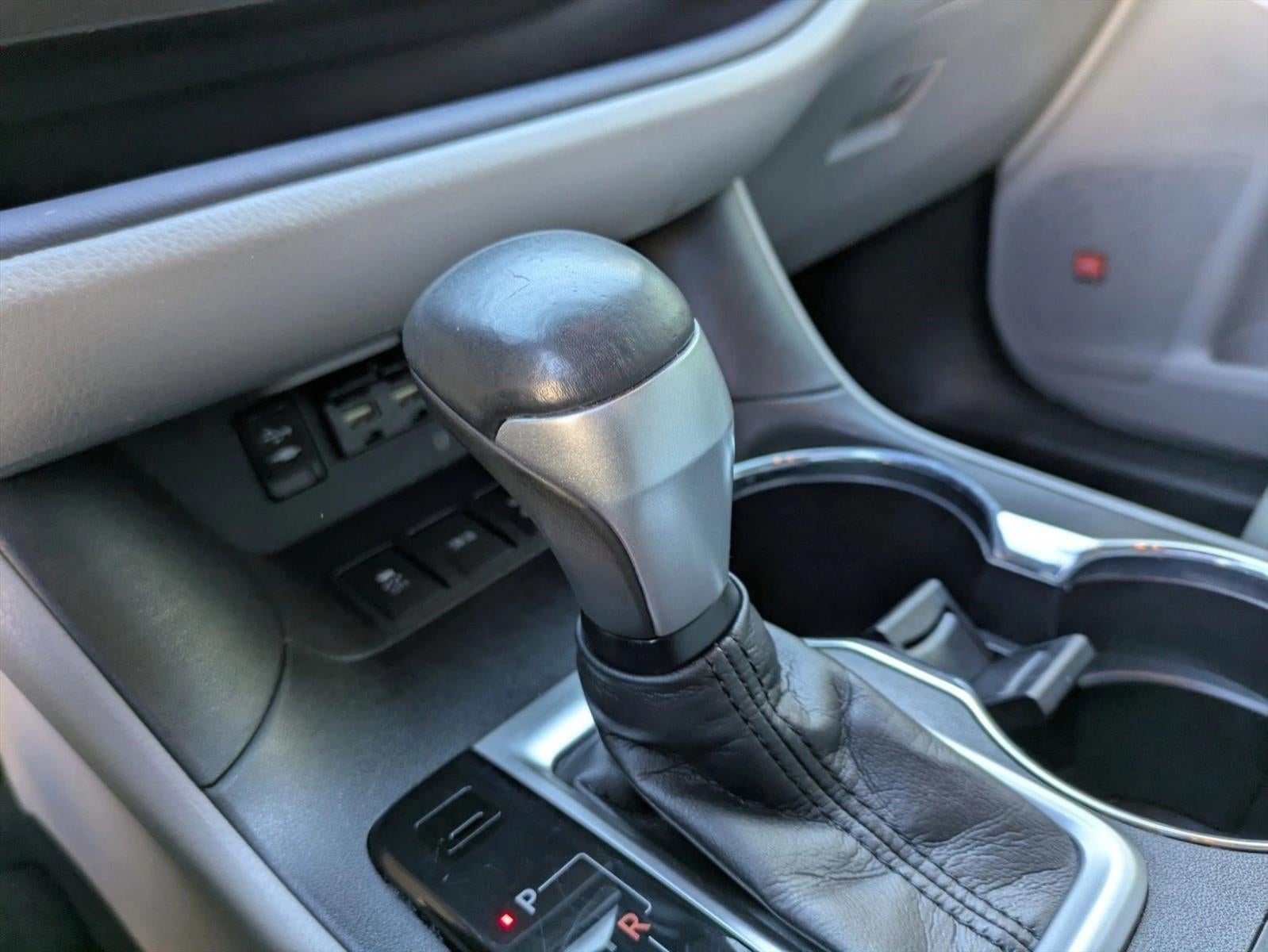 2019 Toyota Highlander Limited Platinum V6 AWD (Natl)