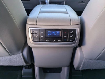 2019 Toyota Highlander Limited Platinum V6 AWD (Natl)