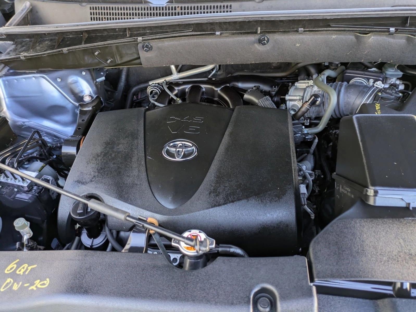 2019 Toyota Highlander Limited Platinum V6 AWD (Natl)