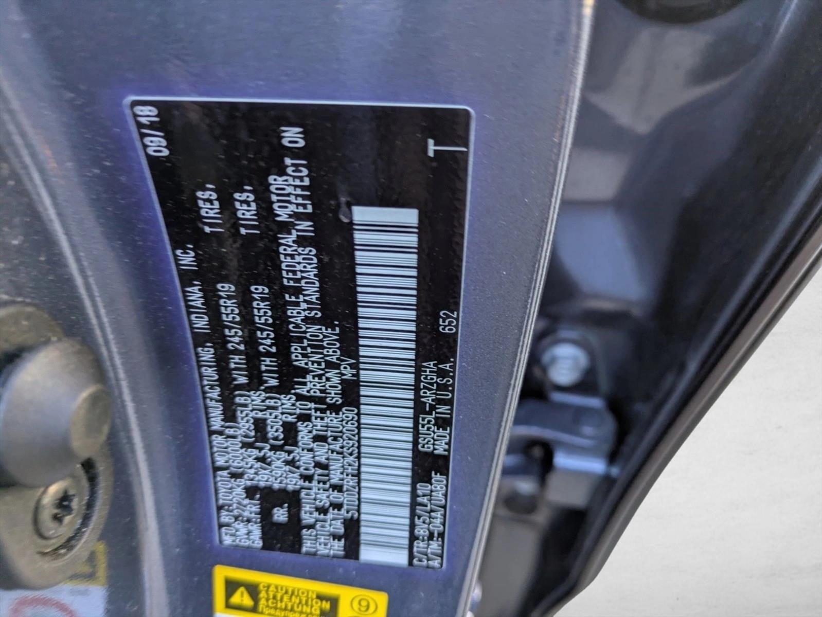 2019 Toyota Highlander Limited Platinum V6 AWD (Natl)