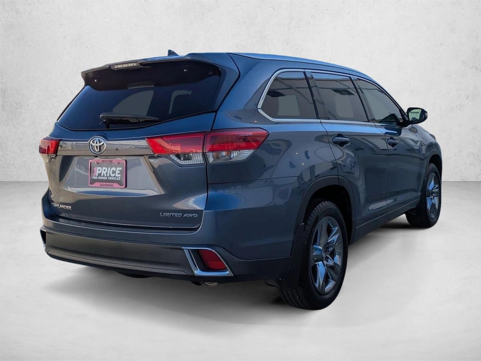 2019 Toyota Highlander Limited Platinum V6 AWD (Natl)