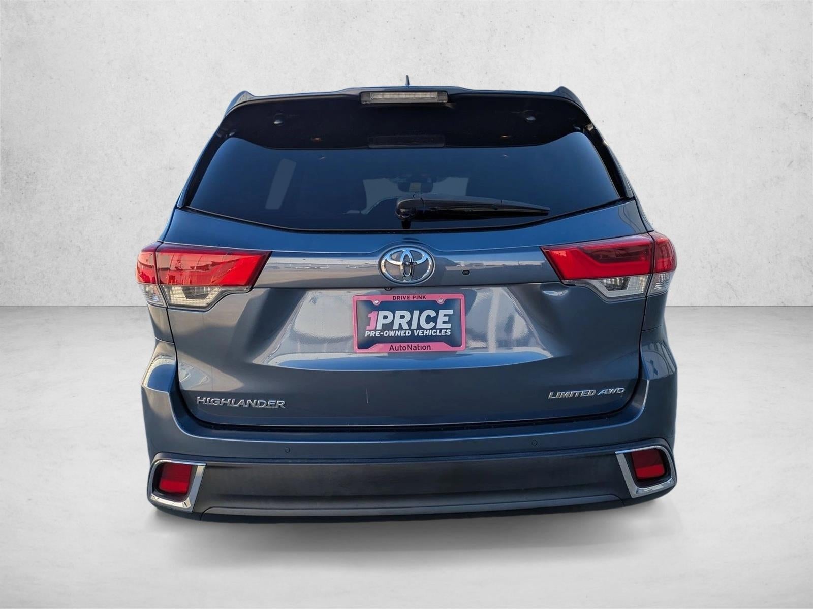 2019 Toyota Highlander Limited Platinum V6 AWD (Natl)