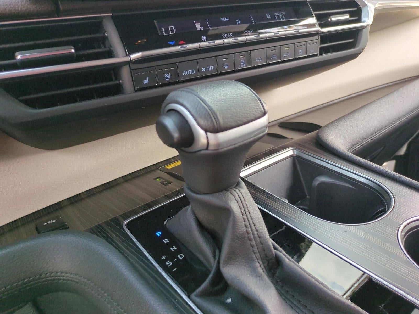 2024 Toyota Sienna Platinum AWD 7-Passenger (GS)