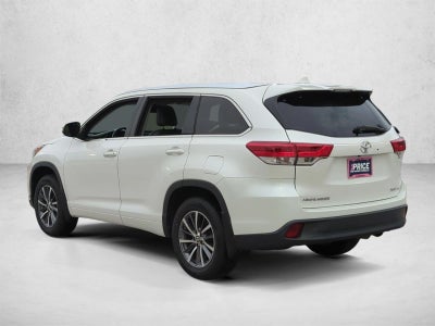 2017 Toyota Highlander XLE V6 AWD (Natl)
