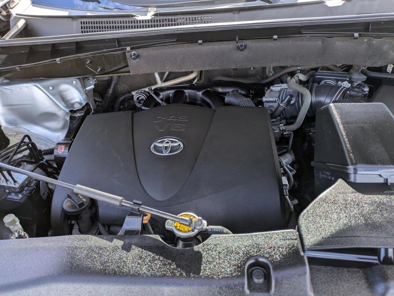 2017 Toyota Highlander SE V6 AWD (Natl)