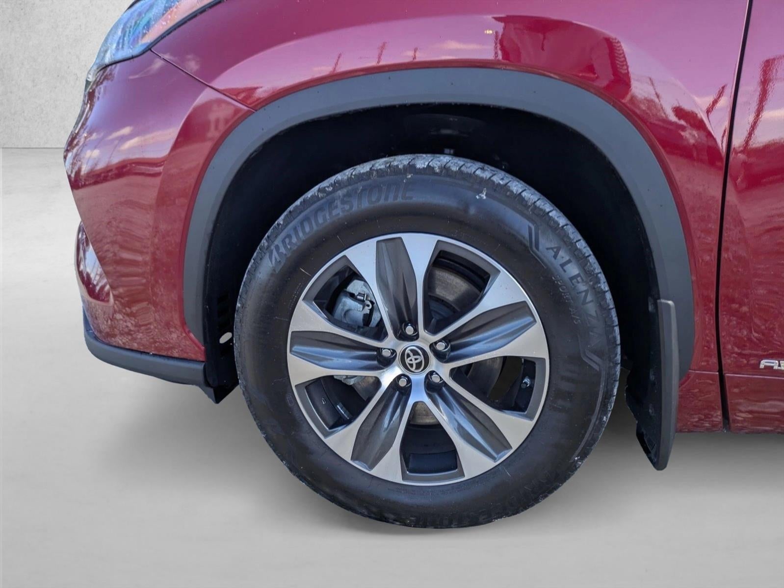 2025 Toyota Highlander Hybrid XLE AWD (Natl)