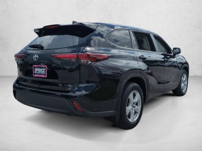 2024 Toyota Highlander LE FWD (Natl)