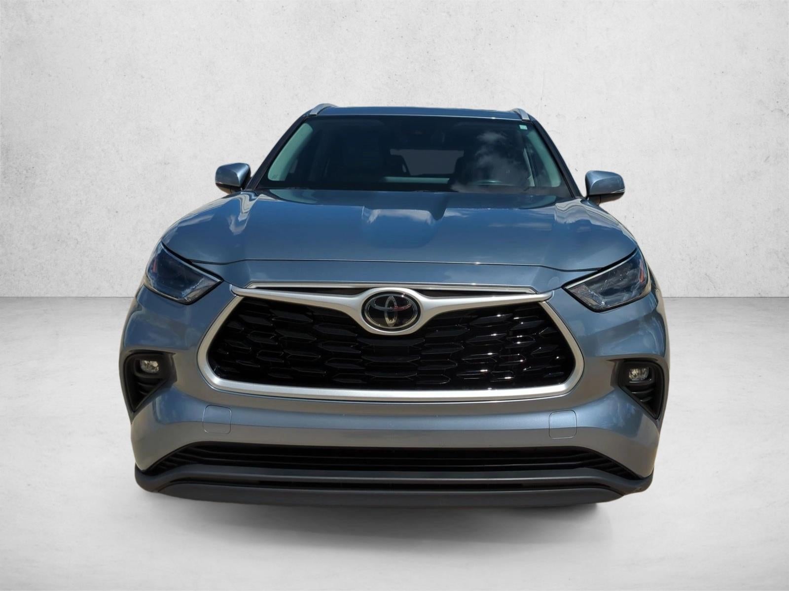 2023 Toyota Highlander XLE FWD (Natl)
