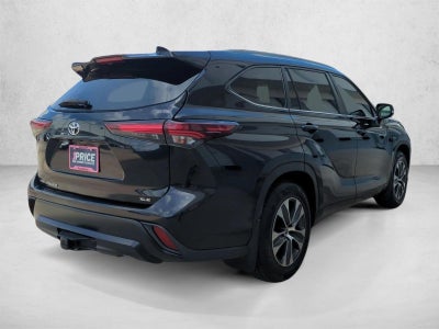 2024 Toyota Highlander XLE FWD (Natl)