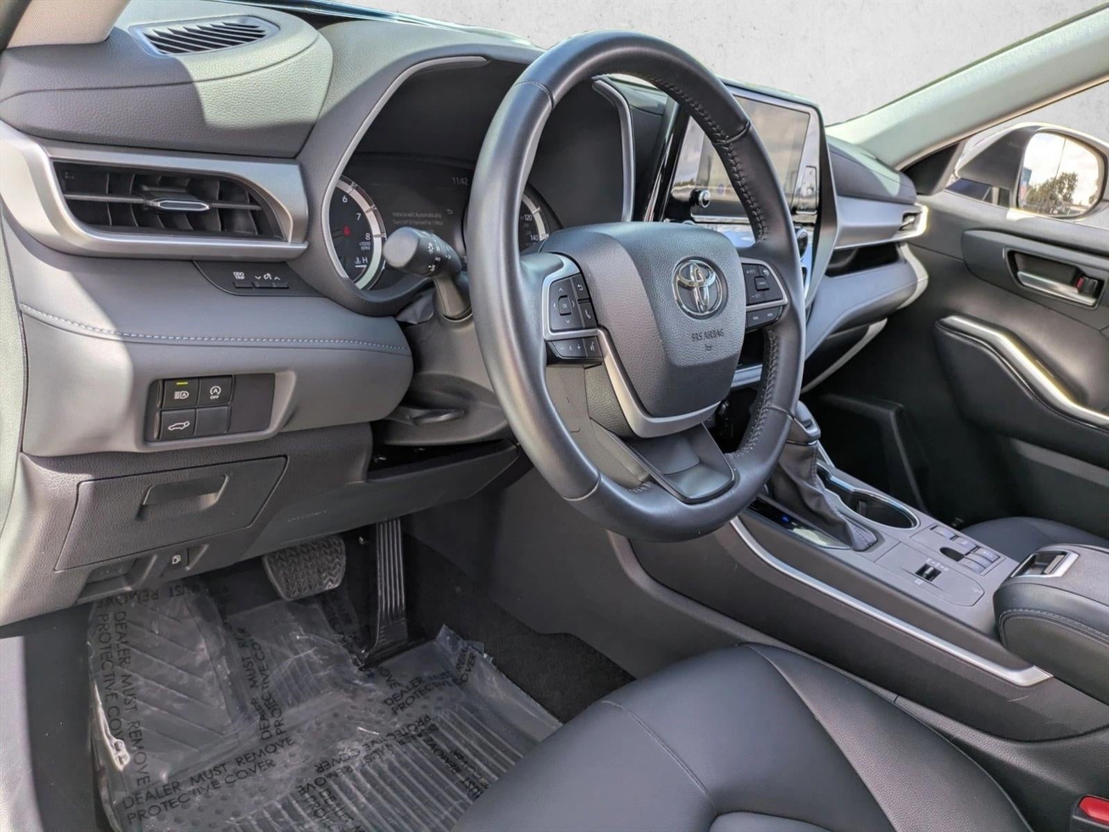 2024 Toyota Highlander XLE FWD (Natl)