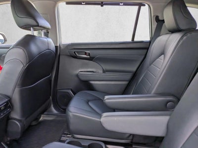 2024 Toyota Highlander XLE FWD (Natl)