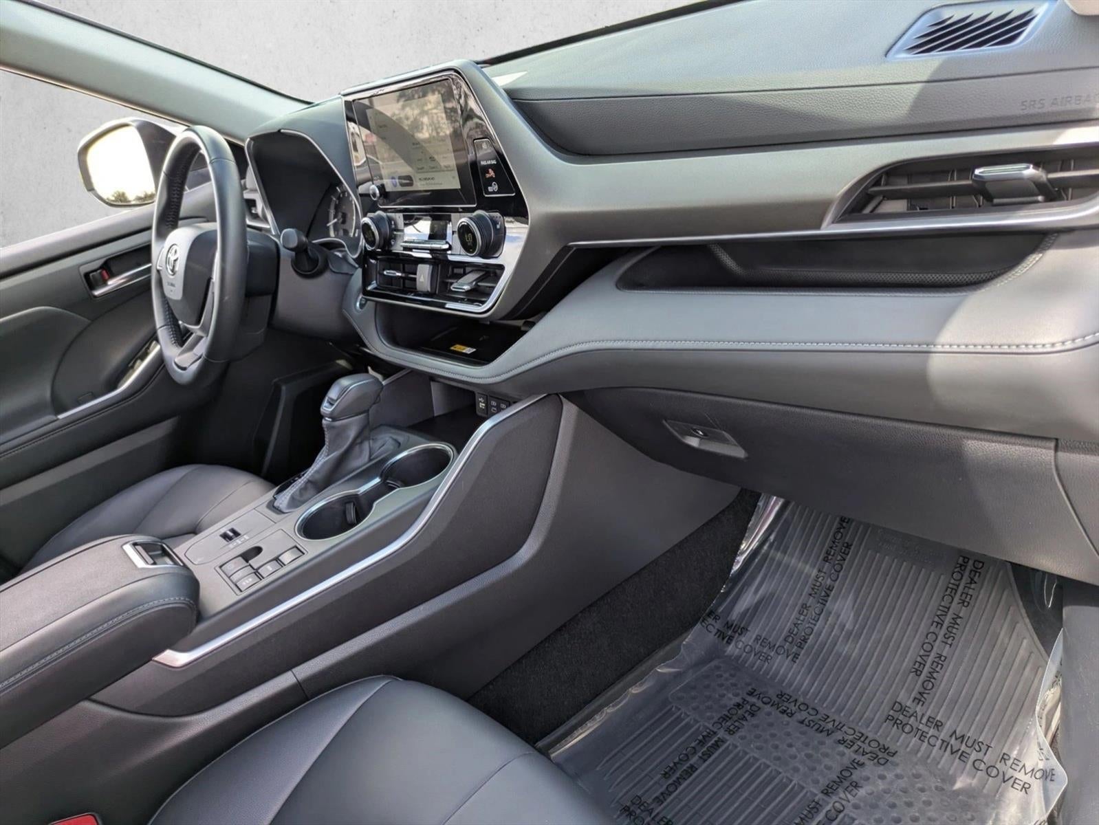 2024 Toyota Highlander XLE FWD (Natl)