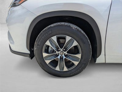 2024 Toyota Highlander XLE FWD (Natl)