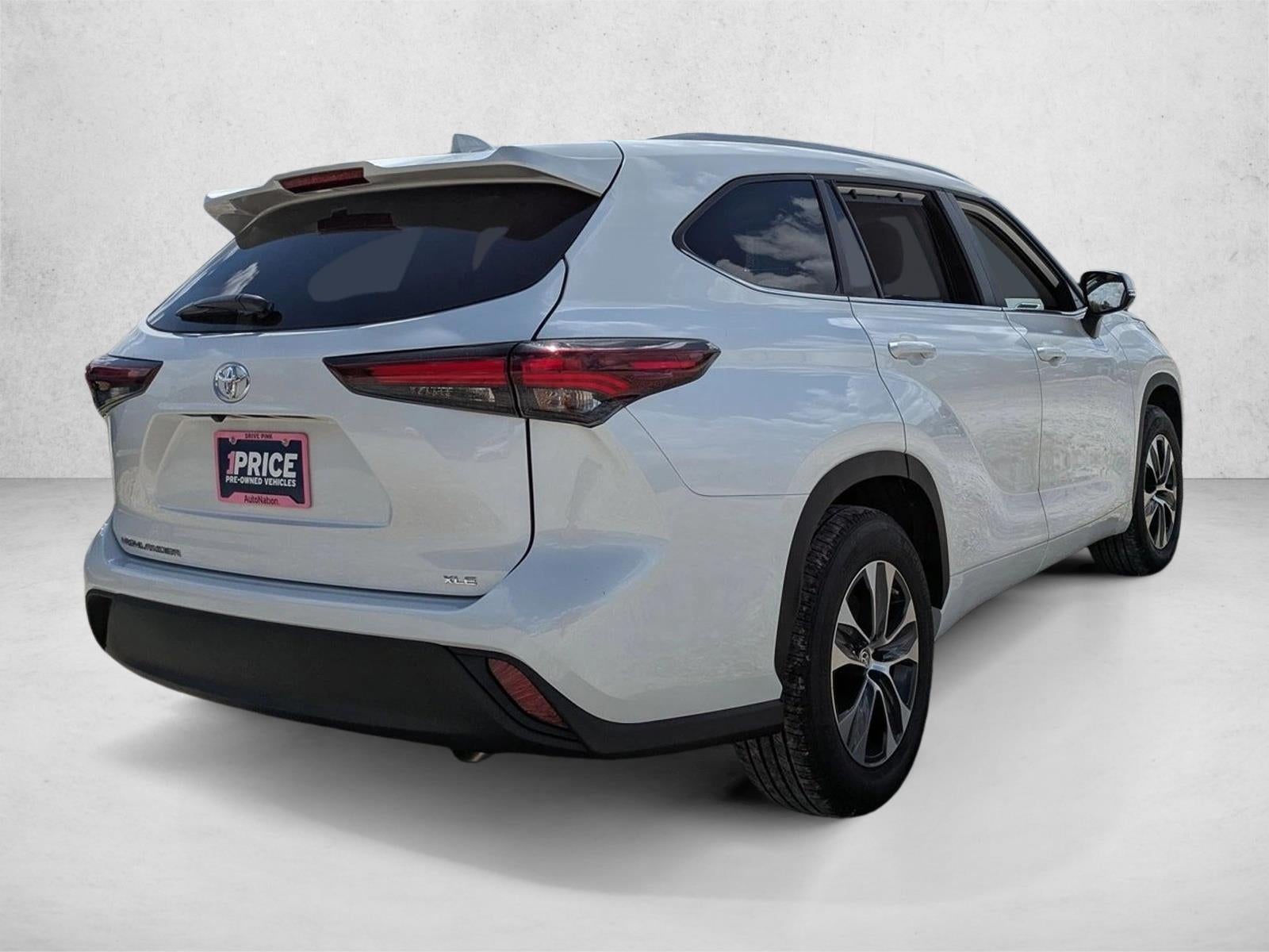 2024 Toyota Highlander XLE FWD (Natl)