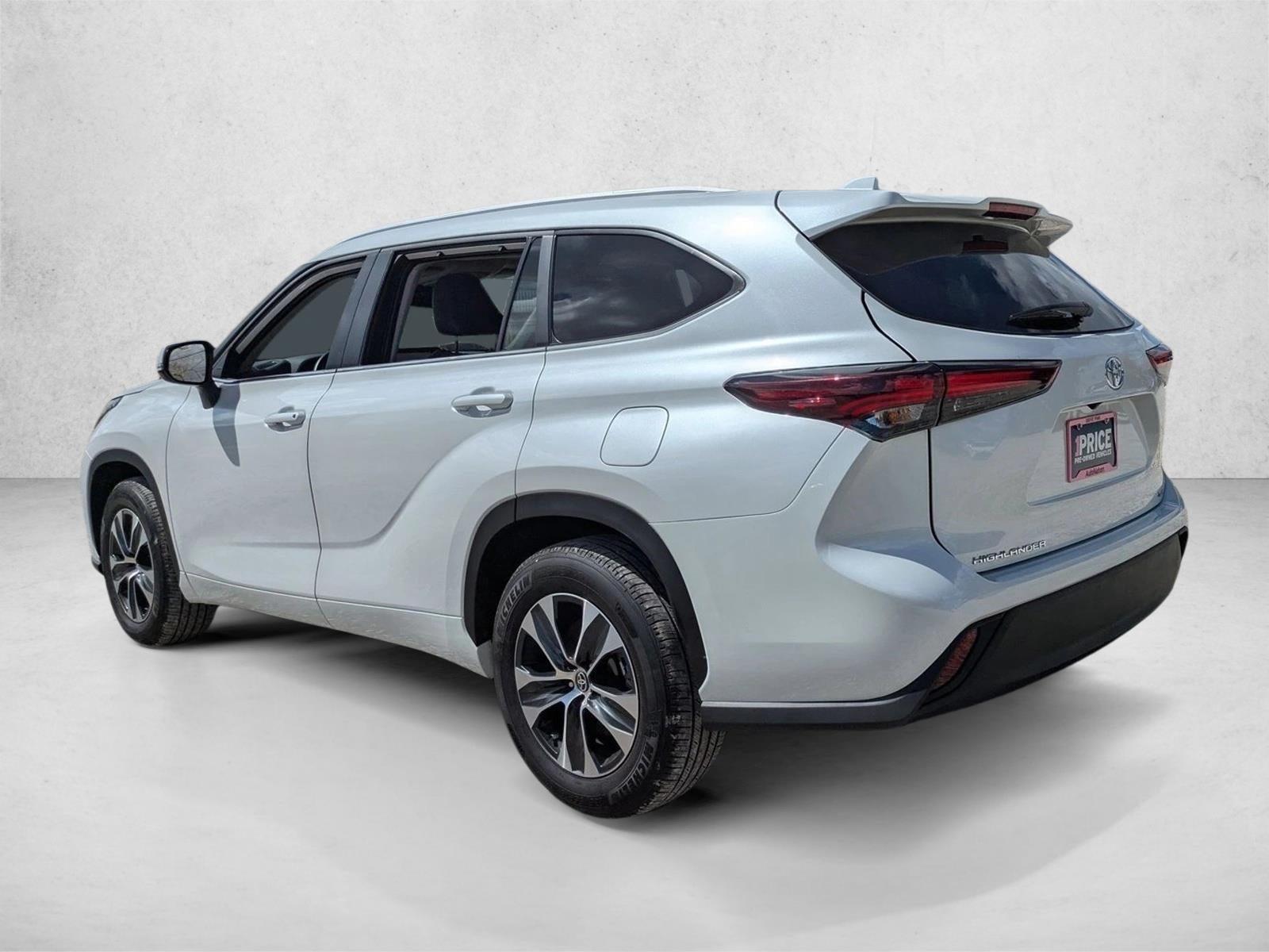 2024 Toyota Highlander XLE FWD (Natl)