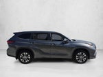 2023 Toyota Highlander XLE FWD (Natl)