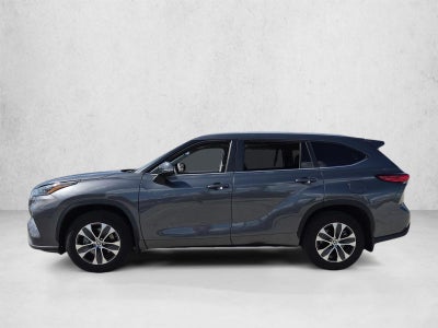 2023 Toyota Highlander XLE FWD (Natl)