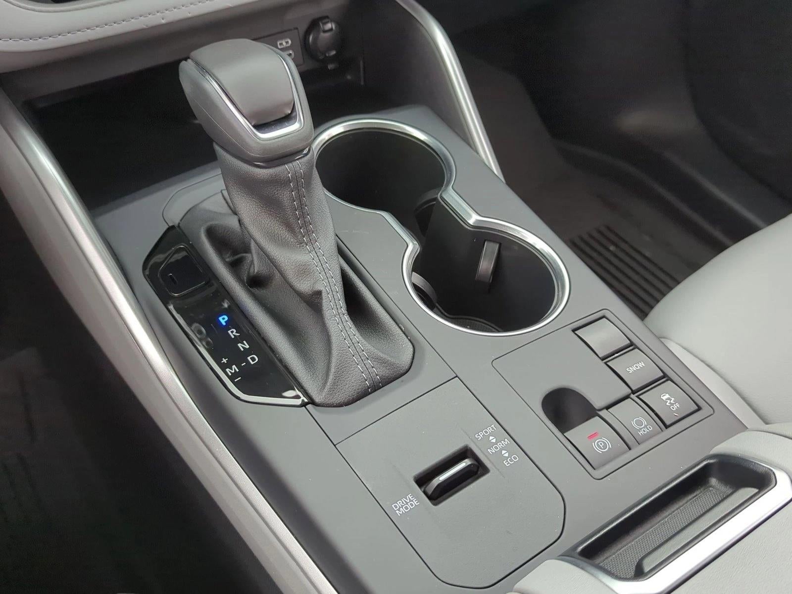 2025 Toyota Highlander XLE FWD (Natl)