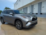 2025 Toyota Highlander XLE FWD (Natl)