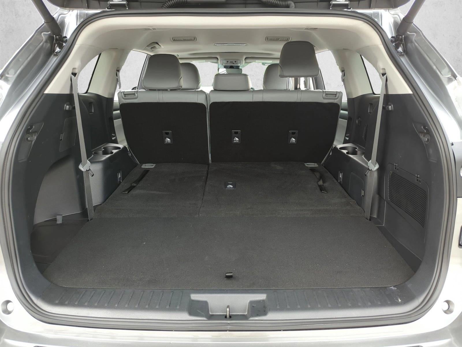 2025 Toyota Highlander XLE FWD (Natl)