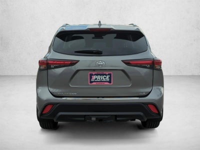 2025 Toyota Highlander XLE FWD (Natl)