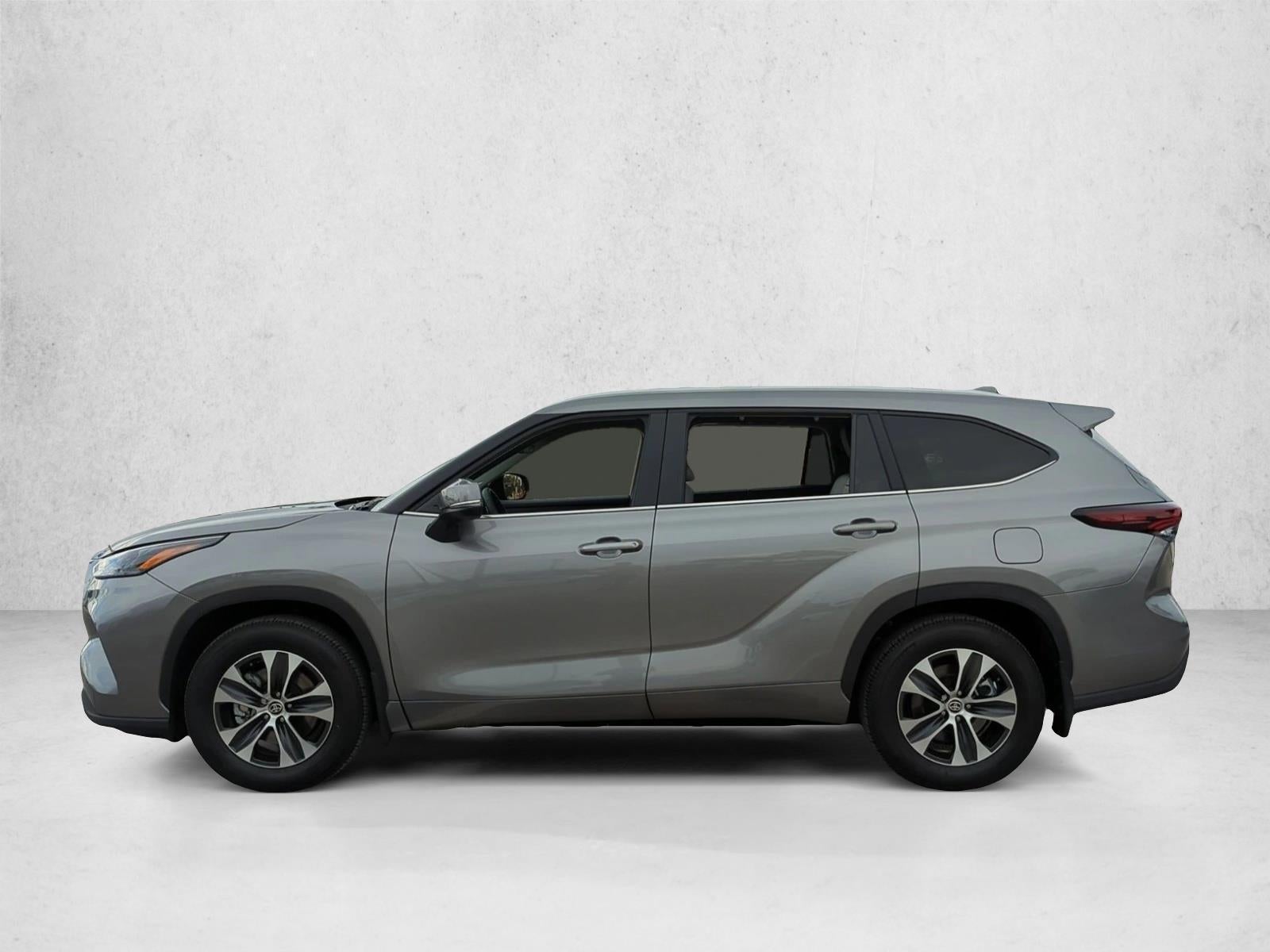 2025 Toyota Highlander XLE FWD (Natl)