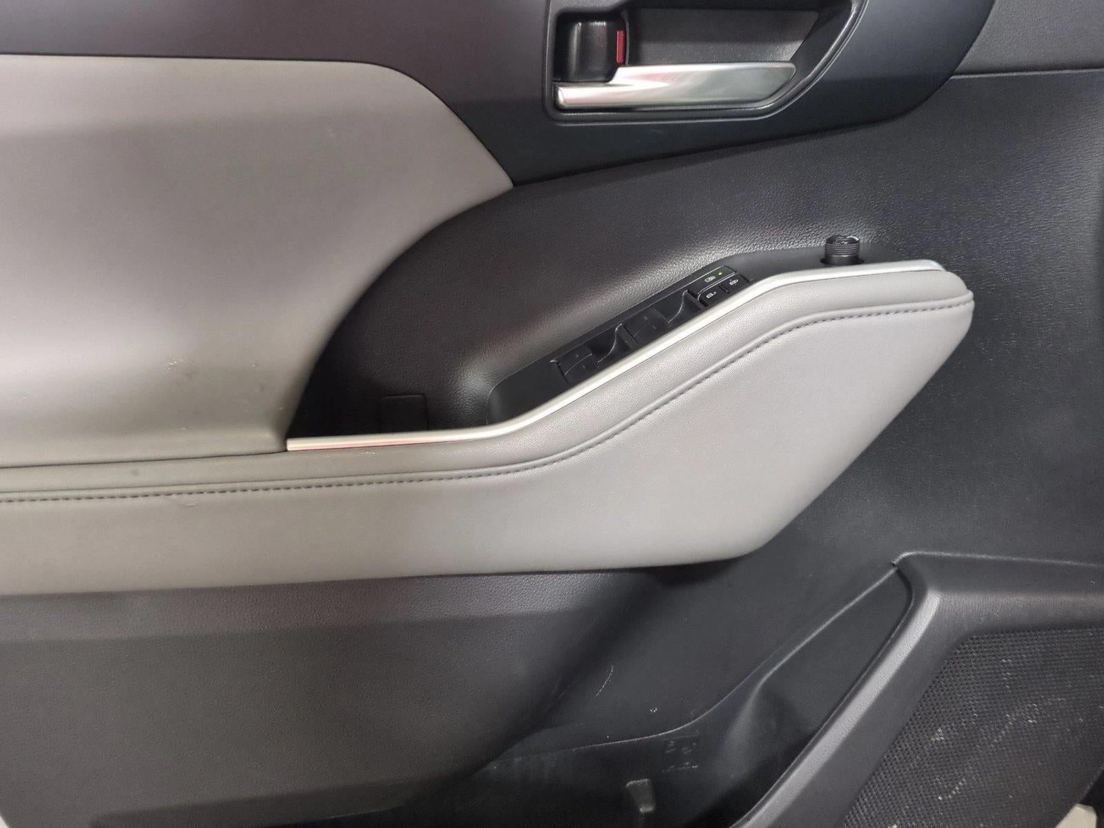 2023 Toyota Highlander XLE FWD (Natl)