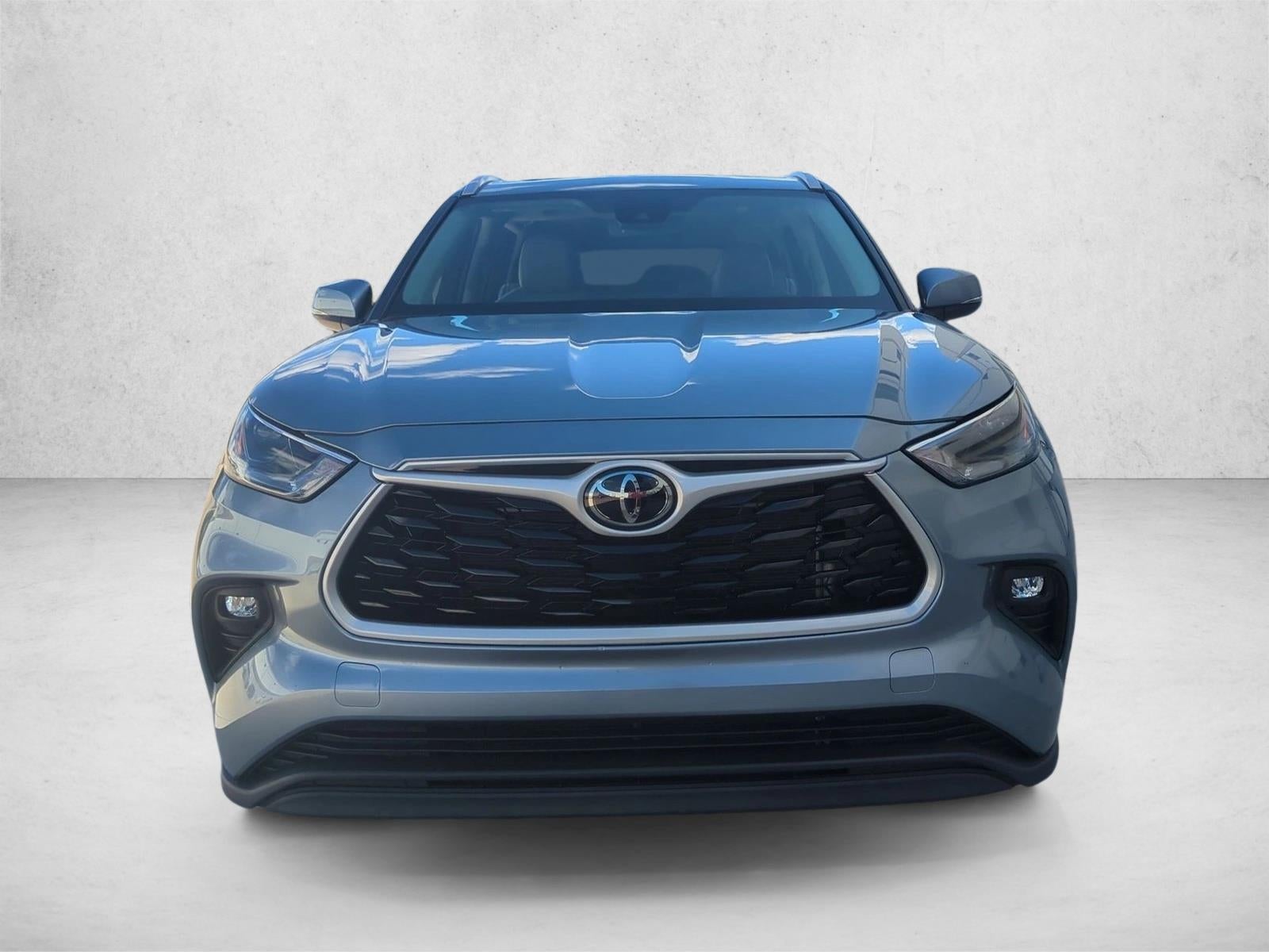 2023 Toyota Highlander XLE FWD (Natl)