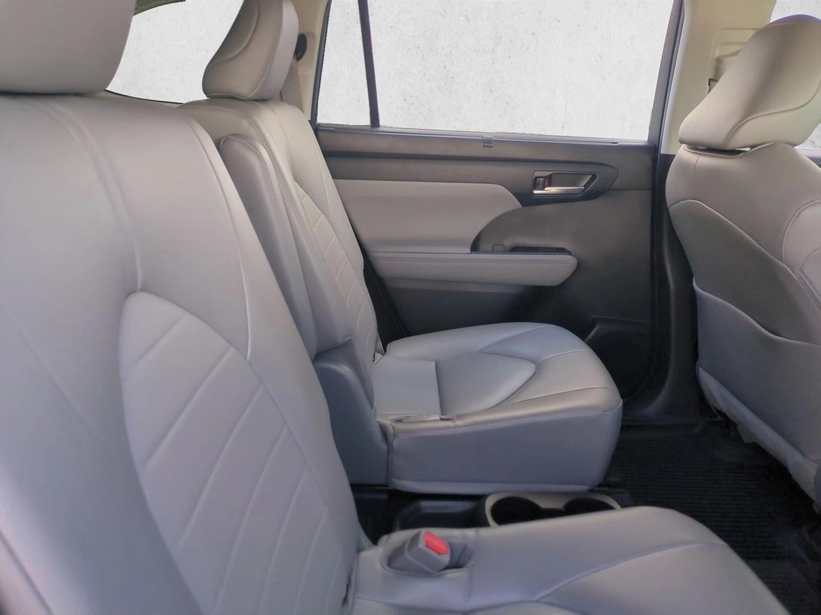 2023 Toyota Highlander XLE FWD (Natl)