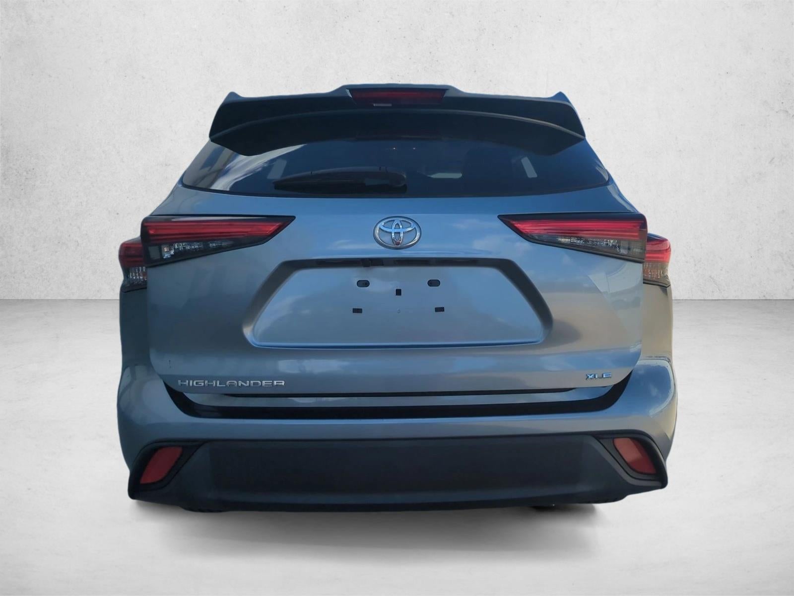 2023 Toyota Highlander XLE FWD (Natl)