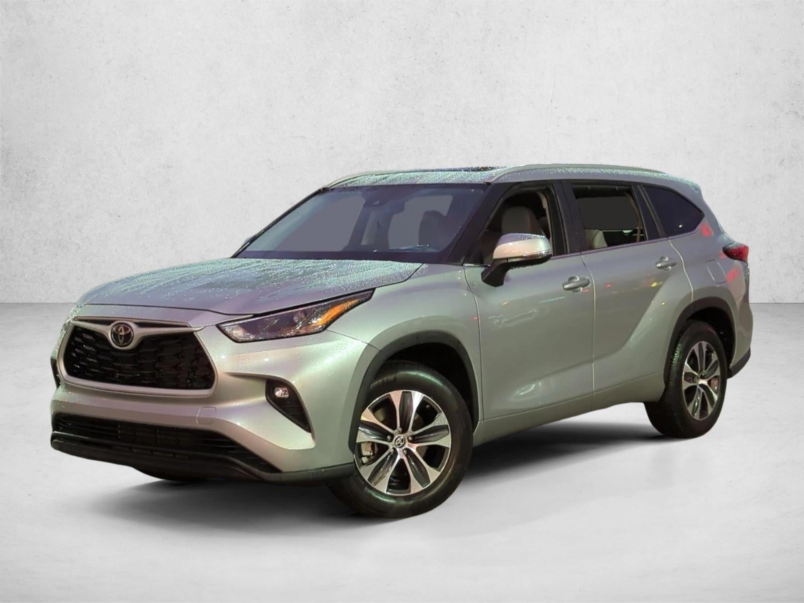 2023 Toyota Highlander XLE FWD (Natl)