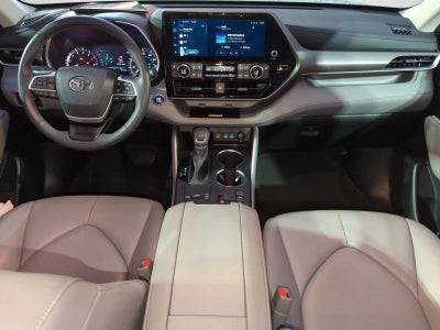 2023 Toyota Highlander XLE FWD (Natl)