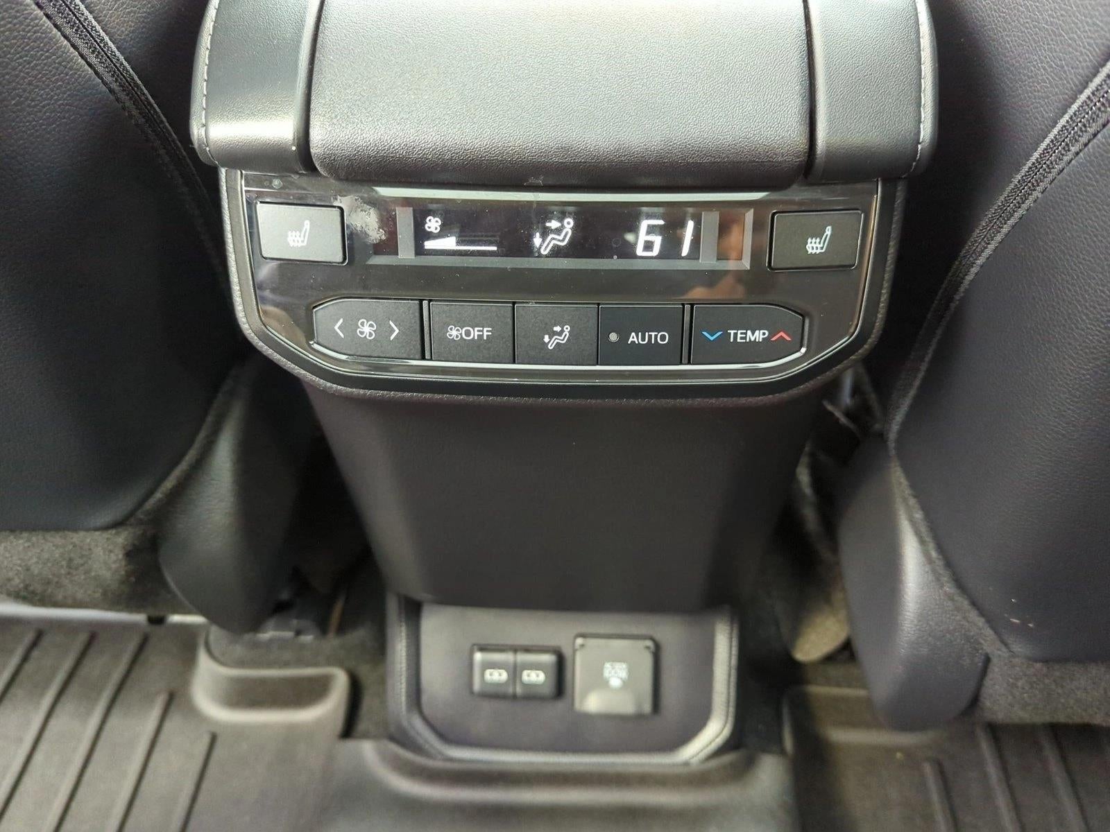 2024 Toyota Highlander Platinum FWD (Natl)