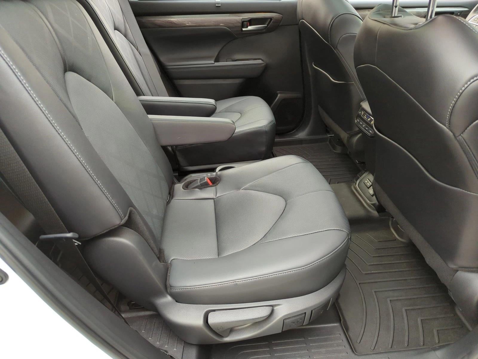 2024 Toyota Highlander Platinum FWD (Natl)