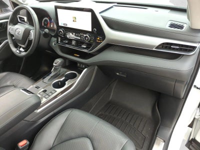 2024 Toyota Highlander Platinum FWD (Natl)