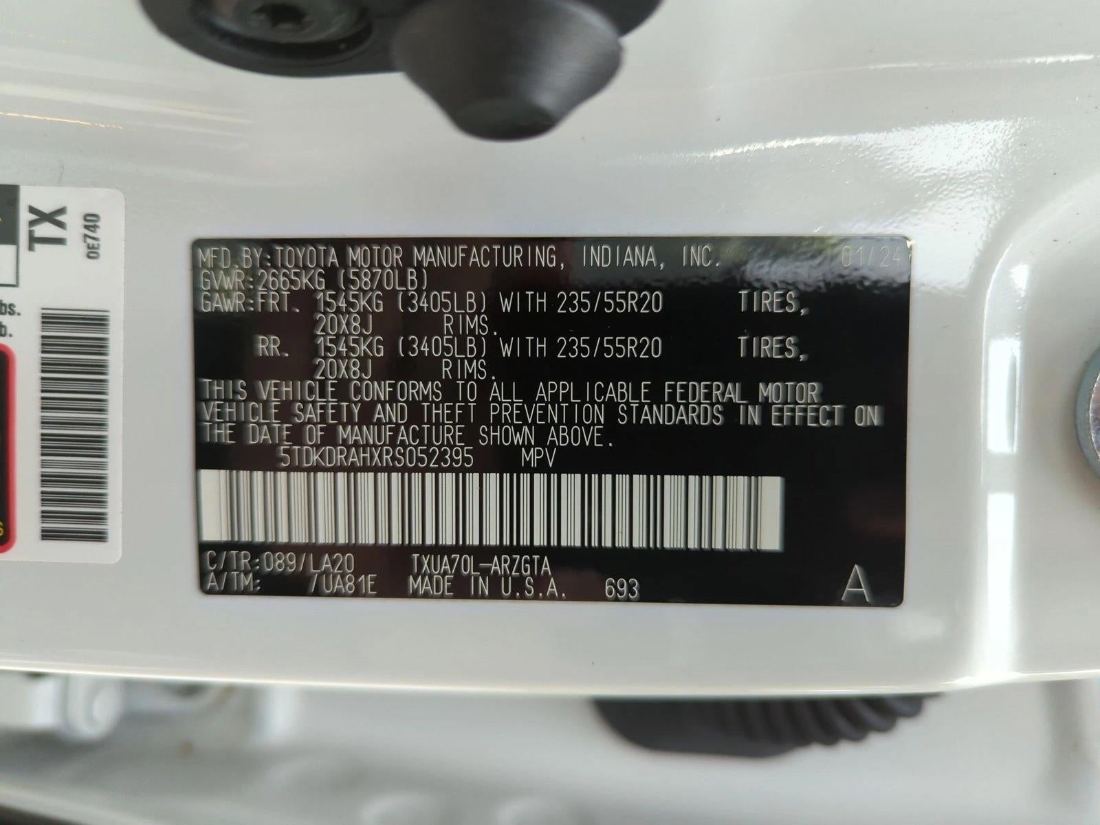 2024 Toyota Highlander Platinum FWD (Natl)