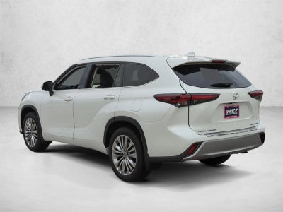 2024 Toyota Highlander Platinum FWD (Natl)
