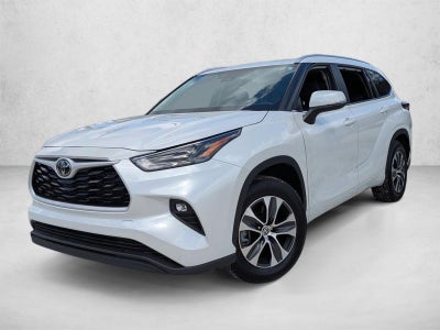 2024 Toyota Highlander XLE FWD (Natl)