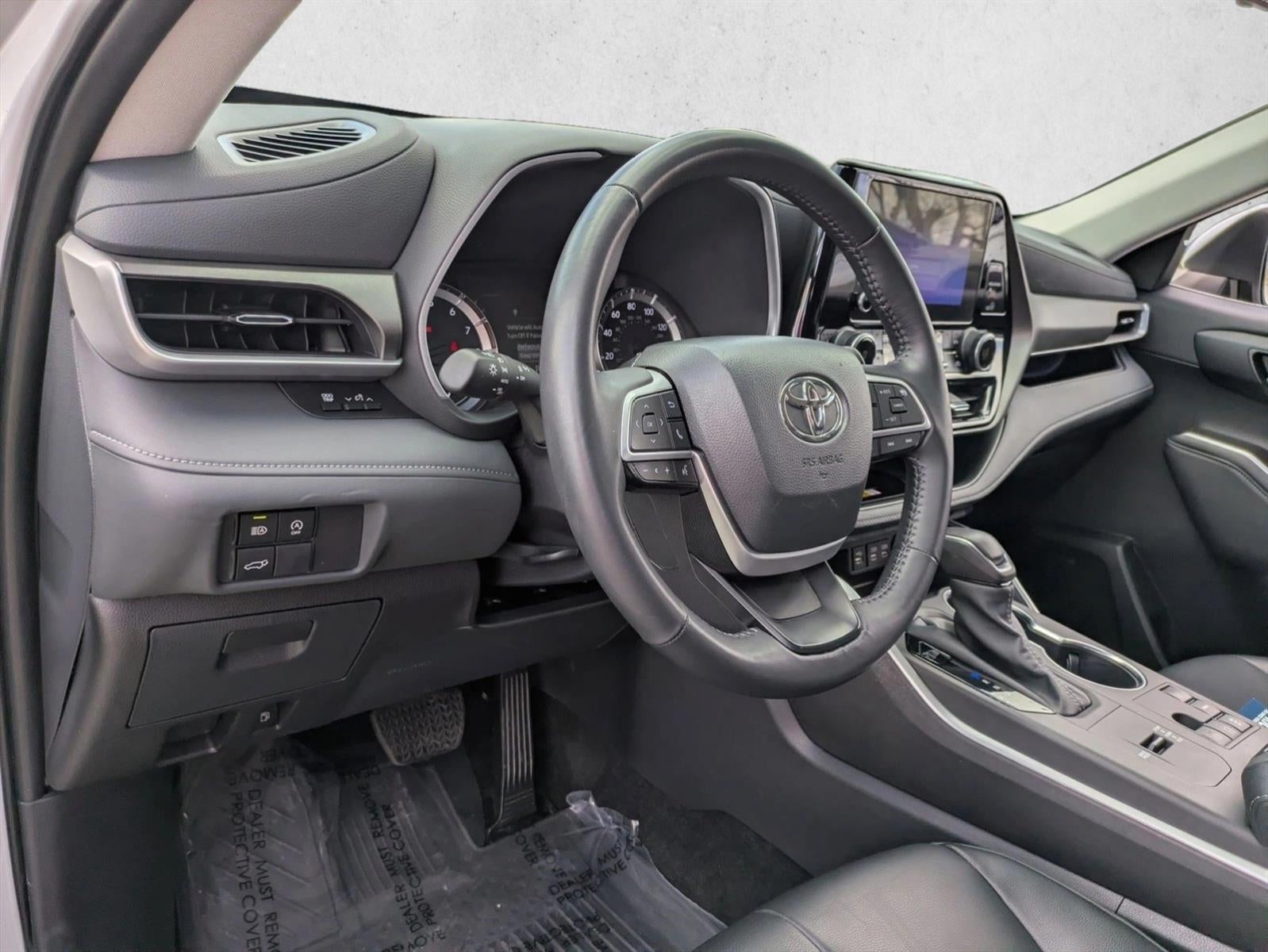 2024 Toyota Highlander XLE FWD (Natl)