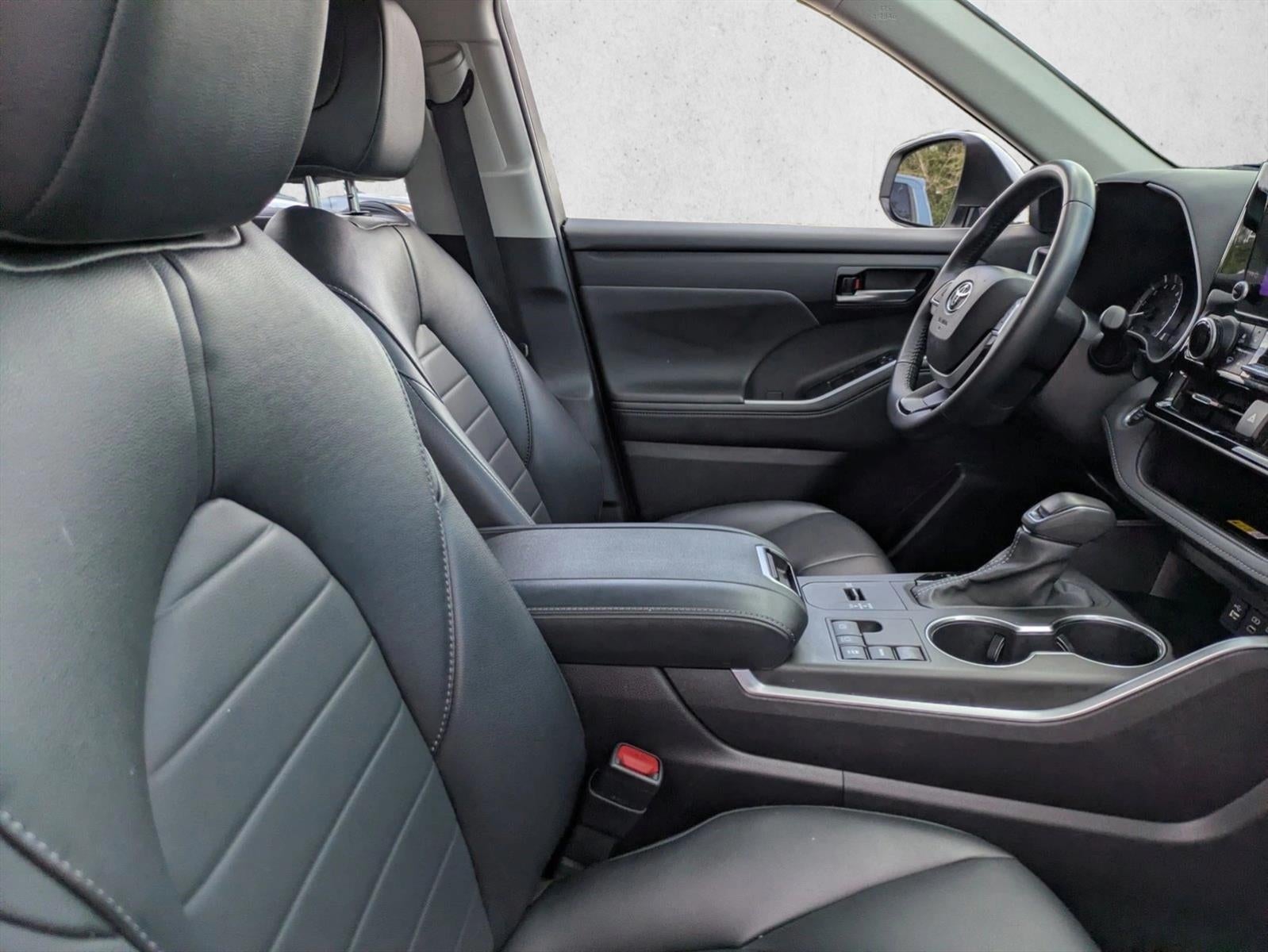 2024 Toyota Highlander XLE FWD (Natl)