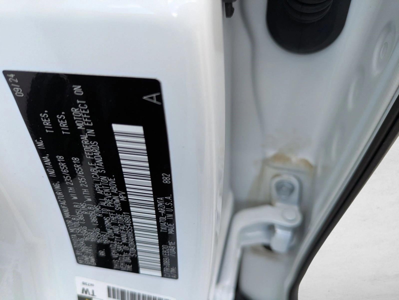 2024 Toyota Highlander XLE FWD (Natl)