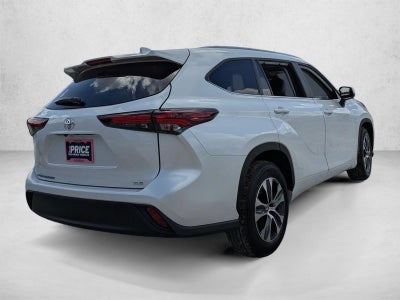 2024 Toyota Highlander XLE FWD (Natl)