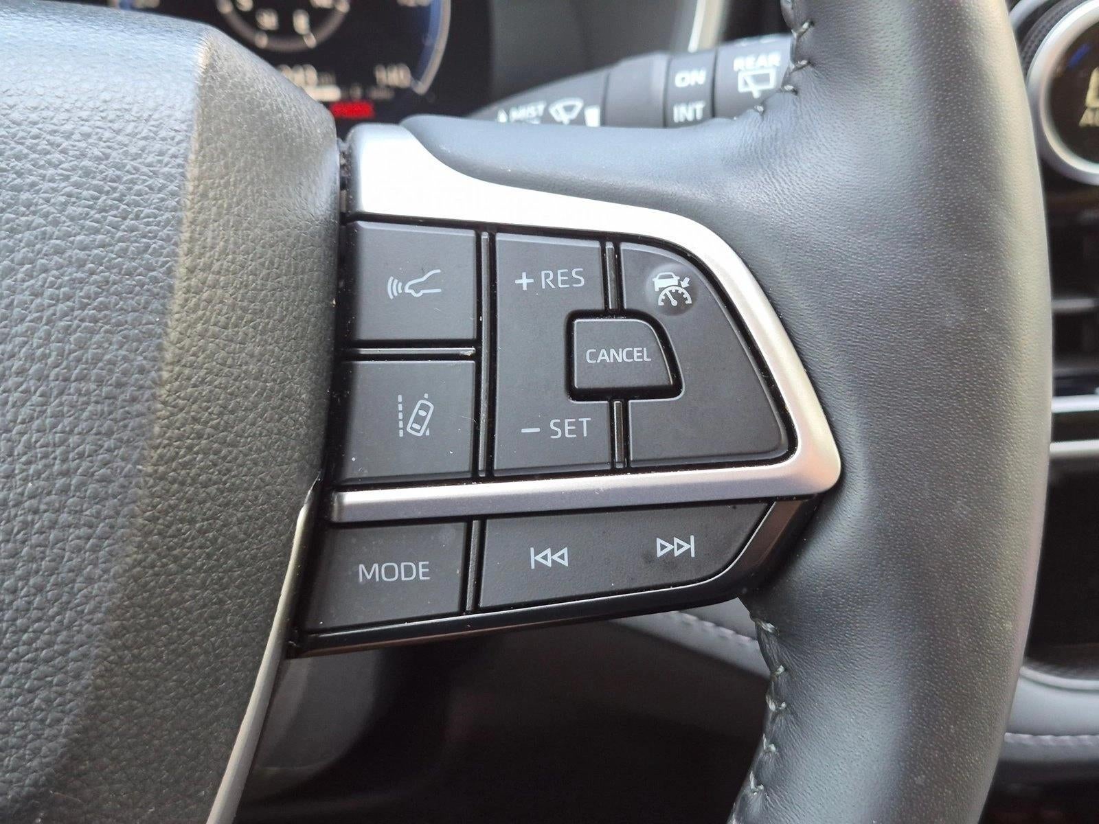 2025 Toyota Highlander Limited AWD (Natl)