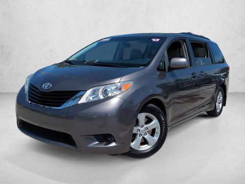2013 Toyota Sienna 5dr 8-Pass Van V6 LE FWD (Natl)